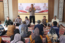 Polres Mojokerto Kota Berikan Edukasi Bahaya Narkoba Melalui Jumat Curhat