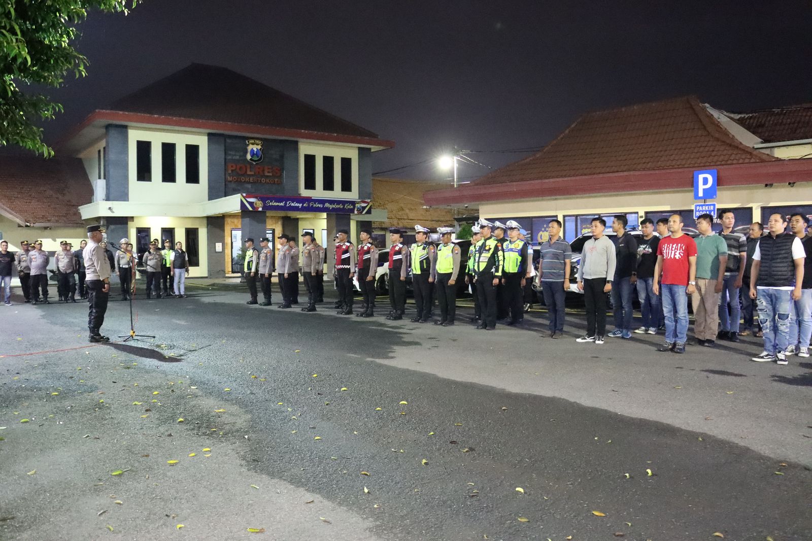 Antisipasi Balap Liar di Bulan Ramadhan, Polres Mojokerto Kota Siagakan Puluhan Personel